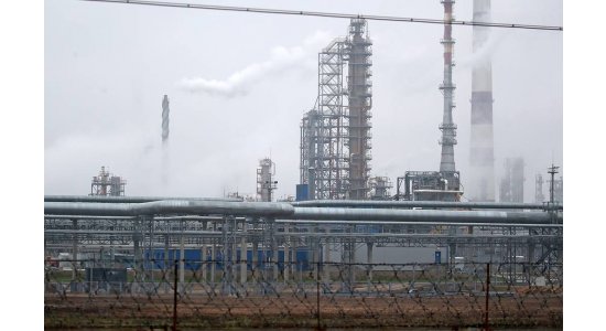 Белорусские НПЗ начали заключать контракты с нефтяными компаниями РФ по цене $4 за баррель