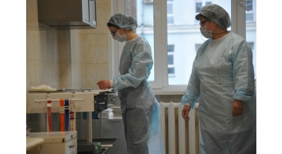 Переболевшая COVID-19 рассказала, чем лечат коронавирус российские врачи