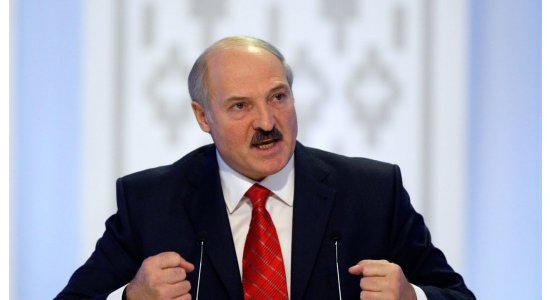 Лукашенко отказал экономике в господдержке из-за «психозов и пандемий»