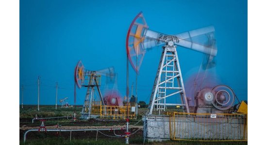 Россия и ОПЕК начали самое масштабное в истории сокращение добычи нефти из-за пандемии