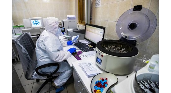 Число заразившихся коронавирусом в России превысило 300 тыс.